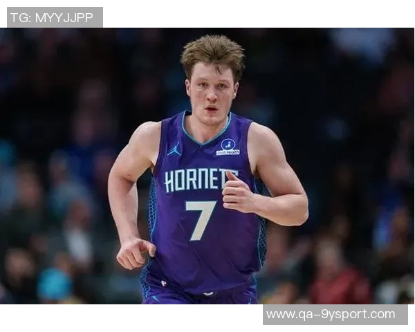 克尼佩尔三分球命中率高达533成为出手30次球员中的最佳射手